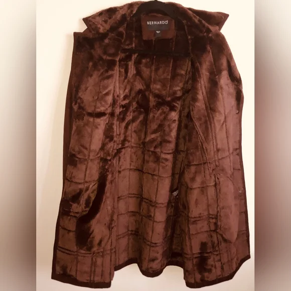 NWOT - Womens Bernardo Faux Fur Coat - Large - Picture 3 of 9